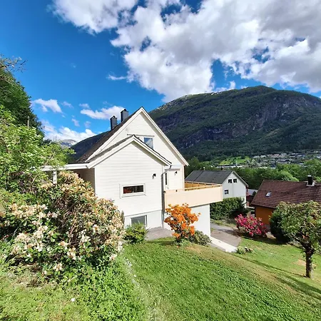 Hus I Vakantiehuis Stryn